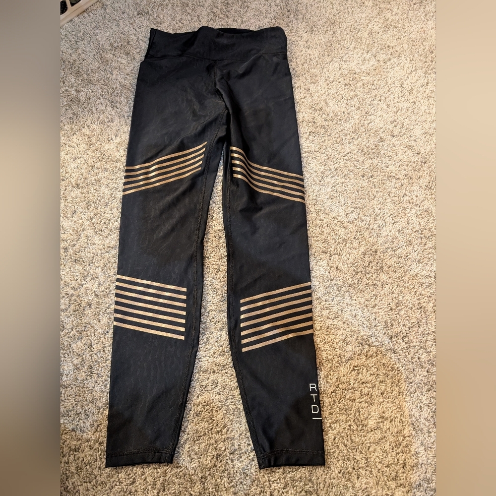 H&M Run The Day Tight